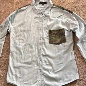 Honey Punch Casual Blue and Green Button Down Shirt